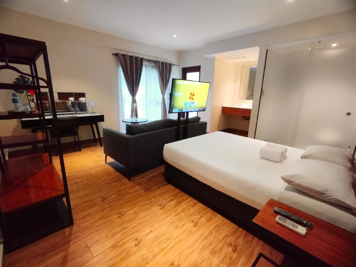 The Hub District Garden Suites Pasay Exterior foto